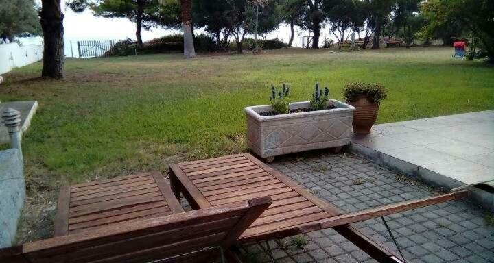 Seafront Villa Joan Nea Skioni Luaran gambar